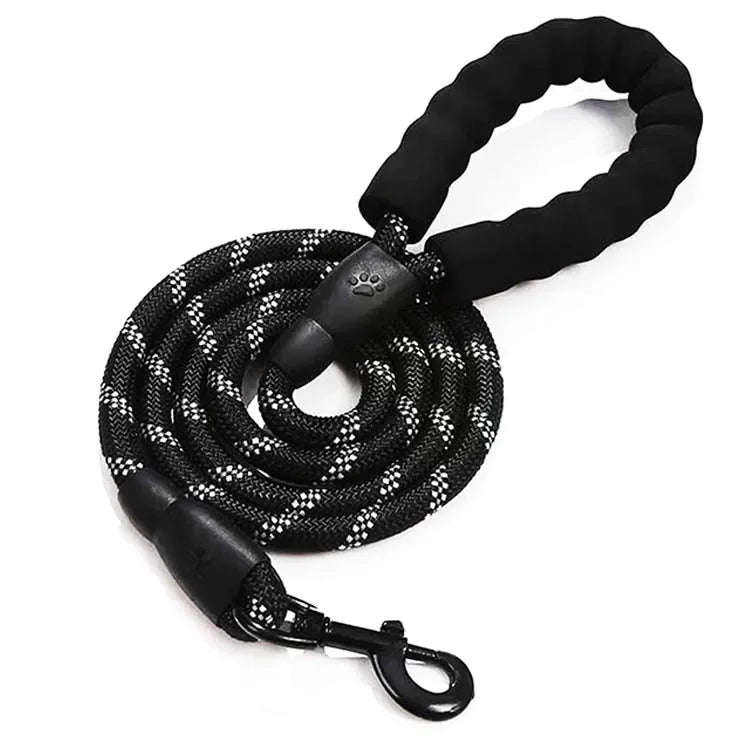 Strong Reflective Dog Leash – Durable Pull & Tow Lead for Small, Medium & Large Dogs