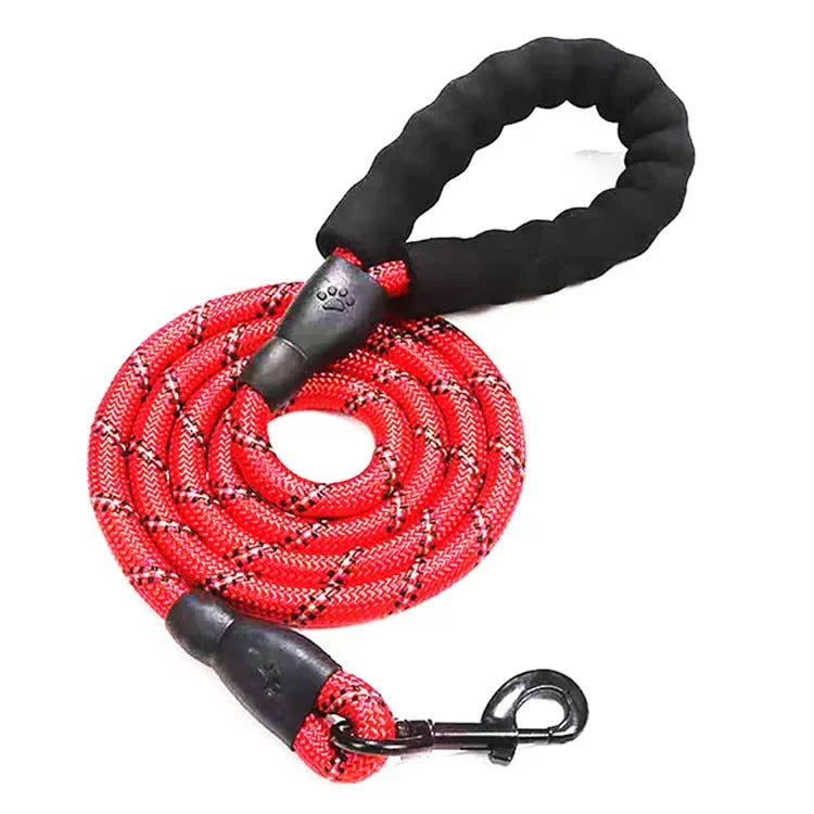 Strong Reflective Dog Leash – Durable Pull & Tow Lead for Small, Medium & Large Dogs
